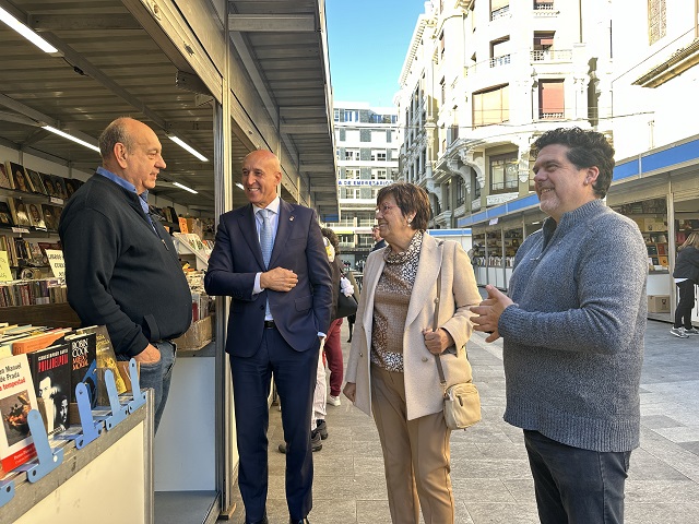  /es/actualidad/noticias/articulos/Lists/Fotos/Feria%20Libro-25.jpg