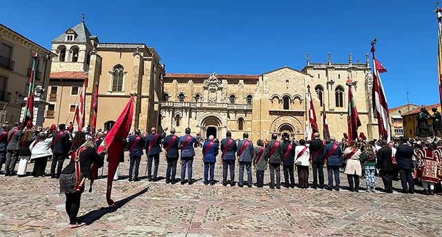 Cabezadas-leon-24426.jpg